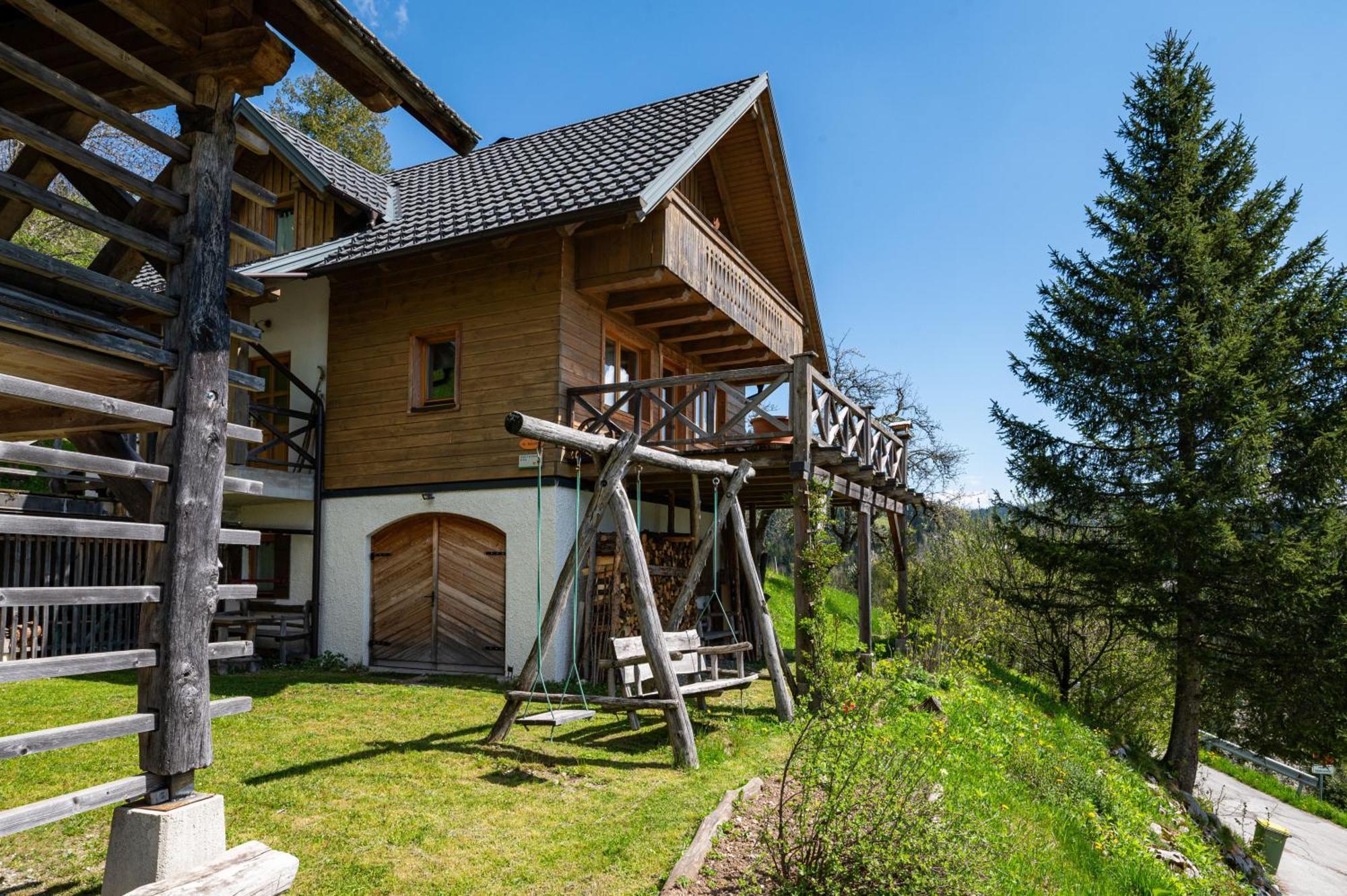 Podjelje Exterior foto